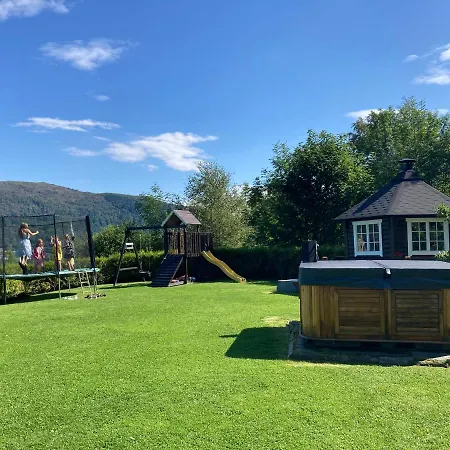 Landlig, Nydelig Og Fjord Utsikt - Sentralt 营地 *